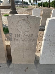BAGHDAD (NORTH GATE) WAR CEMETERY - CHENHALL, T